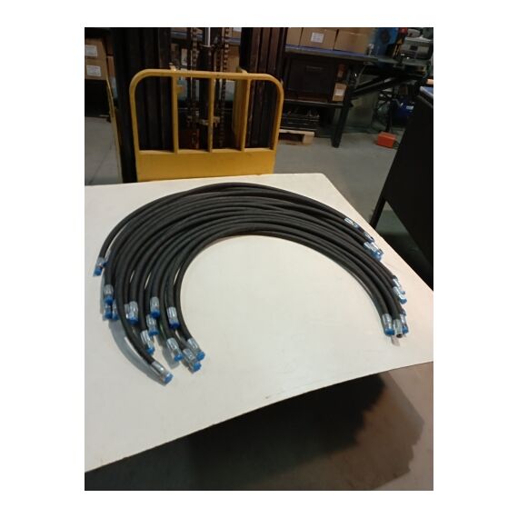 4242486 Рукав РВД для Hitachi